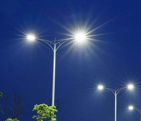 India will change all the traditional street lights in East Germany to LED lights